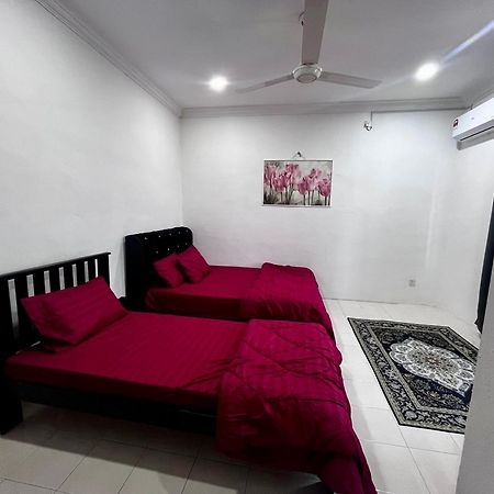 Dh Homestay Sungai Petani Esterno foto