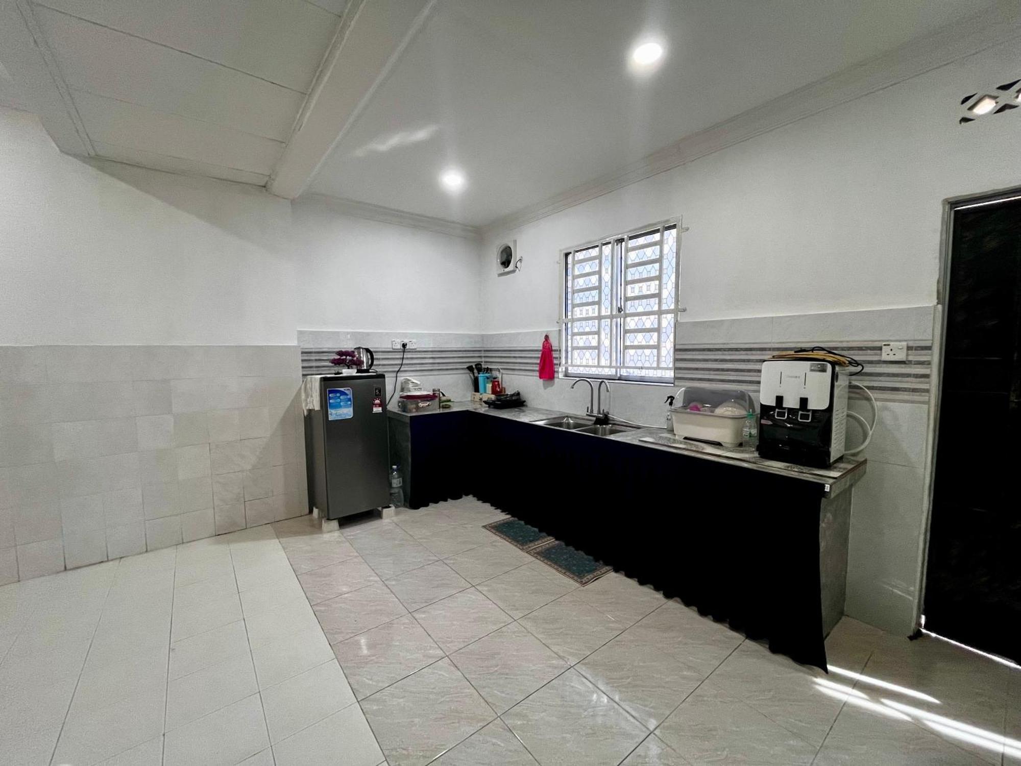 Dh Homestay Sungai Petani Esterno foto